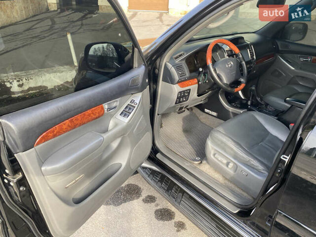 Чорний Тойота Ленд Крузер Прадо, об'ємом двигуна 3.96 л та пробігом 305 тис. км за 13800 $, фото 12 на Automoto.ua