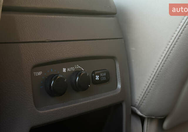 Черный Тойота Ленд Крузер Прадо, объемом двигателя 4 л и пробегом 270 тыс. км за 13500 $, фото 11 на Automoto.ua