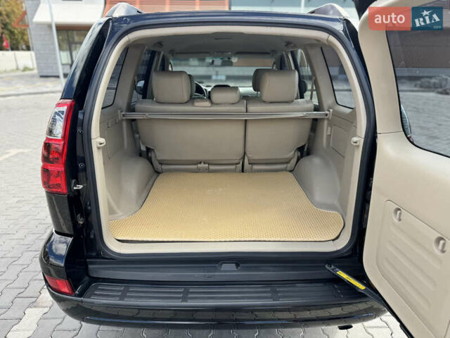 Черный Тойота Ленд Крузер Прадо, объемом двигателя 3.96 л и пробегом 347 тыс. км за 18800 $, фото 9 на Automoto.ua