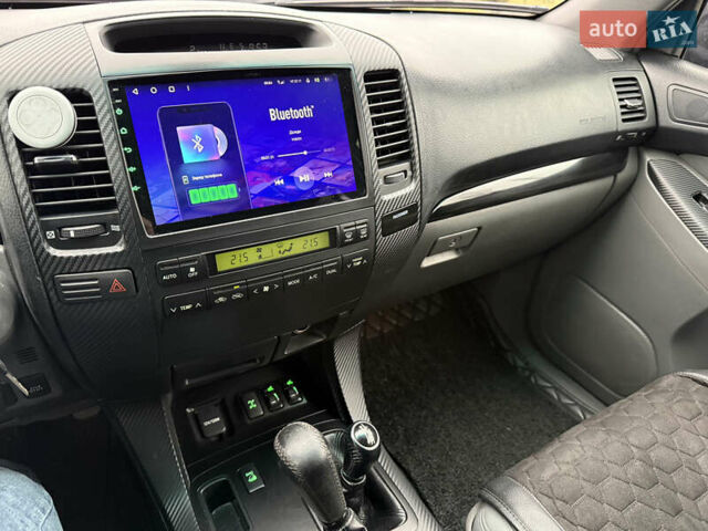 Черный Тойота Ленд Крузер Прадо, объемом двигателя 4 л и пробегом 327 тыс. км за 13800 $, фото 22 на Automoto.ua