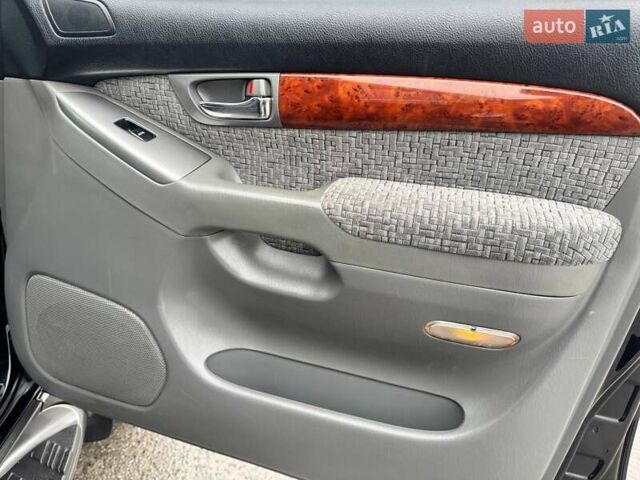 Чорний Тойота Ленд Крузер Прадо, об'ємом двигуна 2.69 л та пробігом 199 тис. км за 12450 $, фото 23 на Automoto.ua