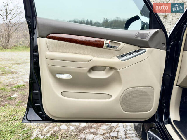 Черный Тойота Ленд Крузер Прадо, объемом двигателя 4 л и пробегом 285 тыс. км за 15800 $, фото 73 на Automoto.ua