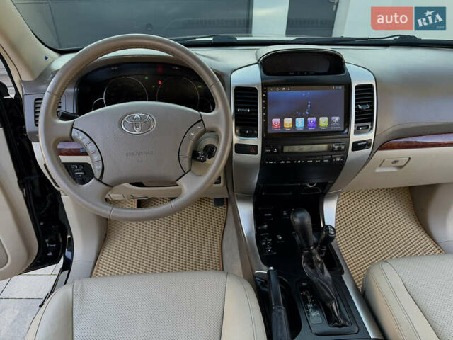 Чорний Тойота Ленд Крузер Прадо, об'ємом двигуна 4 л та пробігом 165 тис. км за 17950 $, фото 71 на Automoto.ua