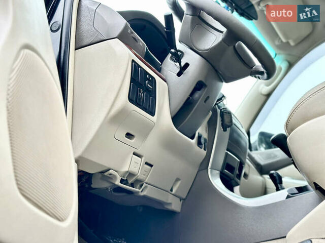 Черный Тойота Ленд Крузер Прадо, объемом двигателя 4 л и пробегом 285 тыс. км за 15800 $, фото 90 на Automoto.ua