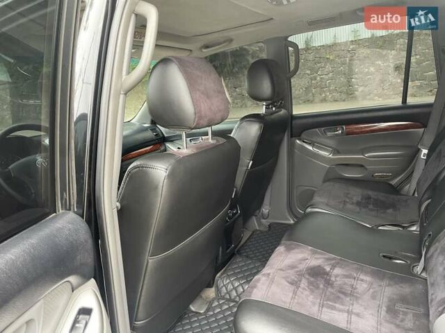Черный Тойота Ленд Крузер Прадо, объемом двигателя 3.96 л и пробегом 290 тыс. км за 15550 $, фото 18 на Automoto.ua