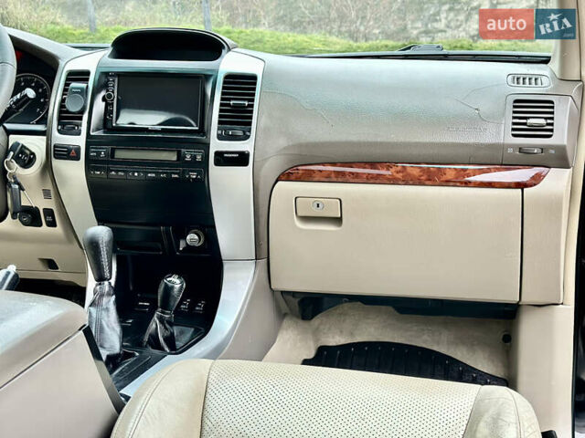 Черный Тойота Ленд Крузер Прадо, объемом двигателя 4 л и пробегом 285 тыс. км за 15800 $, фото 93 на Automoto.ua