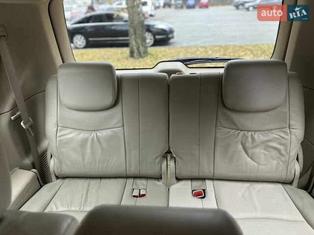 Черный Тойота Ленд Крузер Прадо, объемом двигателя 4 л и пробегом 207 тыс. км за 18300 $, фото 56 на Automoto.ua