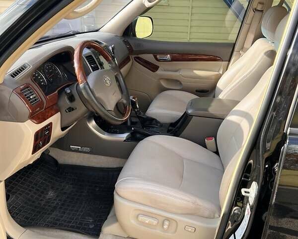 Чорний Тойота Ленд Крузер Прадо, об'ємом двигуна 3.96 л та пробігом 283 тис. км за 15300 $, фото 2 на Automoto.ua