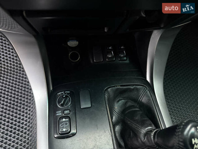 Черный Тойота Ленд Крузер Прадо, объемом двигателя 2.98 л и пробегом 278 тыс. км за 15900 $, фото 7 на Automoto.ua