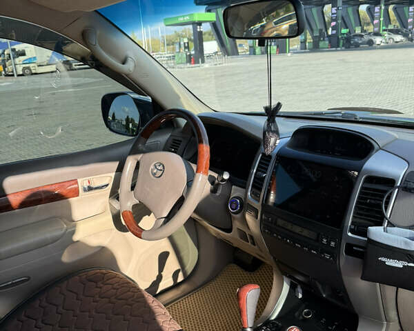 Чорний Тойота Ленд Крузер Прадо, об'ємом двигуна 4 л та пробігом 295 тис. км за 16500 $, фото 8 на Automoto.ua