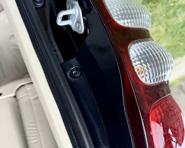 Черный Тойота Ленд Крузер Прадо, объемом двигателя 4 л и пробегом 285 тыс. км за 15800 $, фото 129 на Automoto.ua