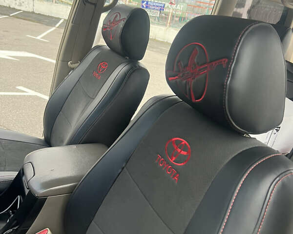 Чорний Тойота Ленд Крузер Прадо, об'ємом двигуна 3.96 л та пробігом 220 тис. км за 18500 $, фото 11 на Automoto.ua