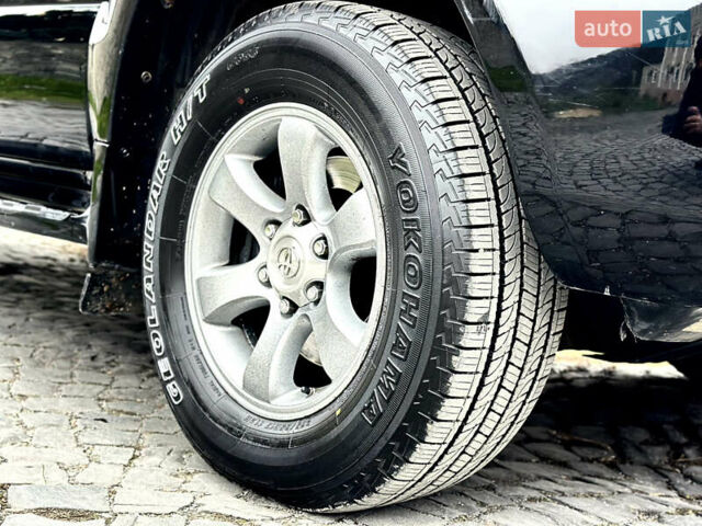 Черный Тойота Ленд Крузер Прадо, объемом двигателя 4 л и пробегом 285 тыс. км за 15800 $, фото 27 на Automoto.ua