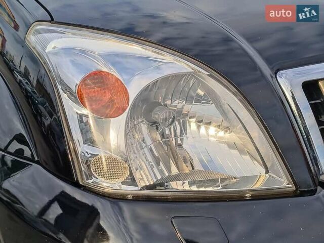 Черный Тойота Ленд Крузер Прадо, объемом двигателя 4 л и пробегом 313 тыс. км за 15490 $, фото 5 на Automoto.ua