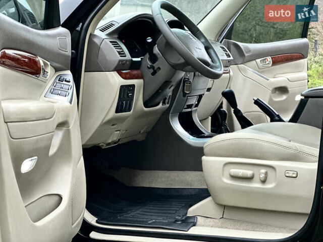 Черный Тойота Ленд Крузер Прадо, объемом двигателя 4 л и пробегом 285 тыс. км за 15800 $, фото 94 на Automoto.ua