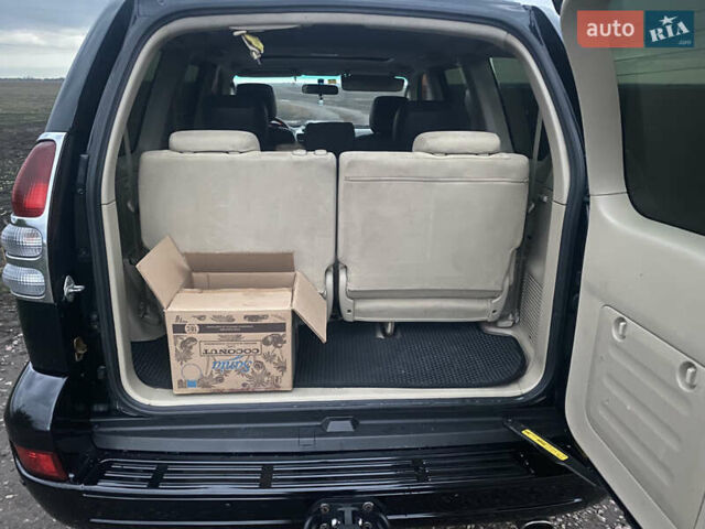 Черный Тойота Ленд Крузер Прадо, объемом двигателя 3.96 л и пробегом 419 тыс. км за 15900 $, фото 15 на Automoto.ua