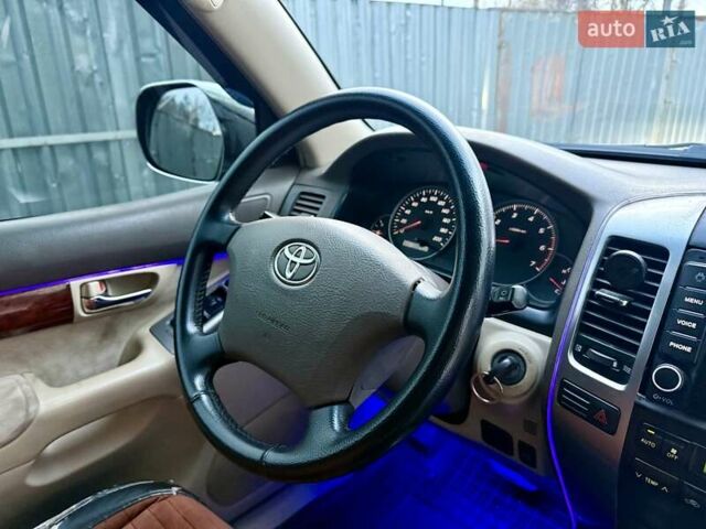 Черный Тойота Ленд Крузер Прадо, объемом двигателя 4 л и пробегом 331 тыс. км за 10999 $, фото 46 на Automoto.ua