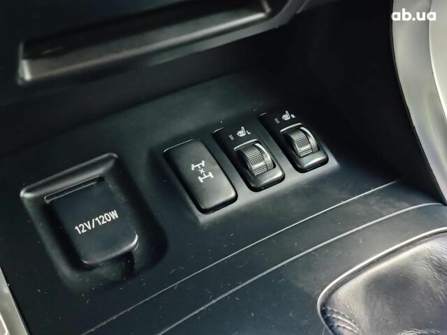 Черный Тойота Ленд Крузер Прадо, объемом двигателя 4 л и пробегом 313 тыс. км за 15490 $, фото 26 на Automoto.ua