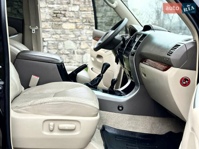 Черный Тойота Ленд Крузер Прадо, объемом двигателя 4 л и пробегом 285 тыс. км за 15800 $, фото 64 на Automoto.ua