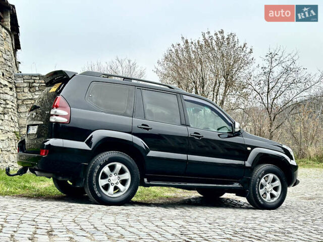 Черный Тойота Ленд Крузер Прадо, объемом двигателя 4 л и пробегом 285 тыс. км за 15800 $, фото 2 на Automoto.ua