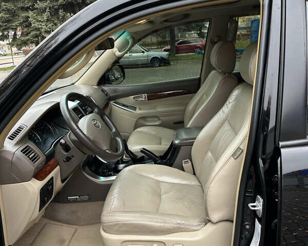 Черный Тойота Ленд Крузер Прадо, объемом двигателя 4 л и пробегом 207 тыс. км за 18300 $, фото 22 на Automoto.ua