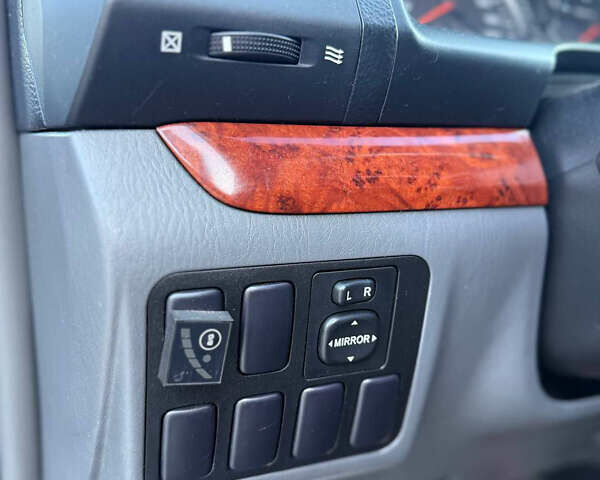 Чорний Тойота Ленд Крузер Прадо, об'ємом двигуна 2.7 л та пробігом 190 тис. км за 16700 $, фото 15 на Automoto.ua