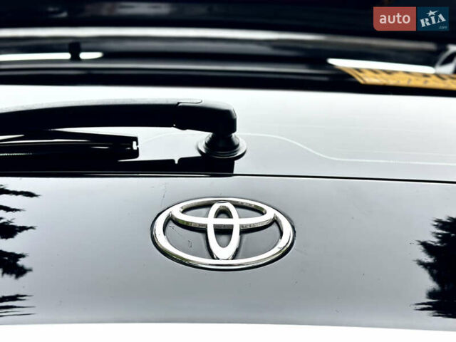 Черный Тойота Ленд Крузер Прадо, объемом двигателя 4 л и пробегом 285 тыс. км за 15800 $, фото 37 на Automoto.ua