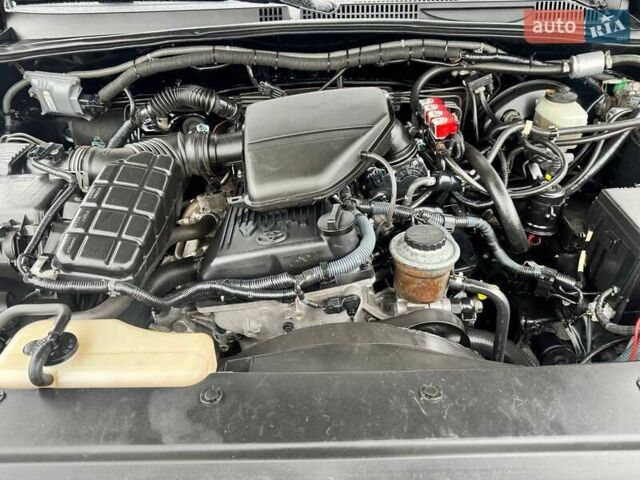 Чорний Тойота Ленд Крузер Прадо, об'ємом двигуна 2.69 л та пробігом 199 тис. км за 12450 $, фото 30 на Automoto.ua