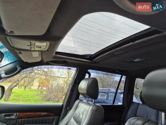 Черный Тойота Ленд Крузер Прадо, объемом двигателя 3.96 л и пробегом 288 тыс. км за 14100 $, фото 12 на Automoto.ua