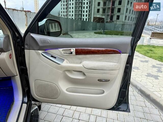 Черный Тойота Ленд Крузер Прадо, объемом двигателя 4 л и пробегом 331 тыс. км за 10999 $, фото 56 на Automoto.ua