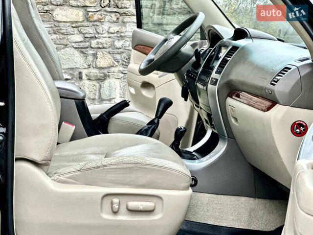 Черный Тойота Ленд Крузер Прадо, объемом двигателя 4 л и пробегом 285 тыс. км за 15800 $, фото 99 на Automoto.ua