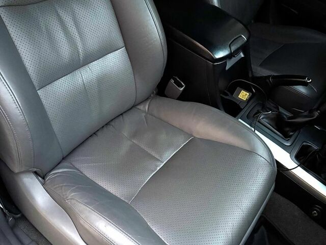 Черный Тойота Ленд Крузер Прадо, объемом двигателя 4 л и пробегом 199 тыс. км за 20000 $, фото 10 на Automoto.ua