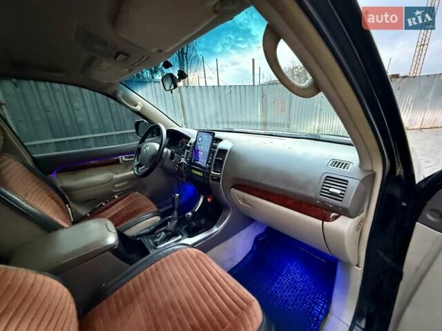 Черный Тойота Ленд Крузер Прадо, объемом двигателя 4 л и пробегом 331 тыс. км за 10999 $, фото 51 на Automoto.ua