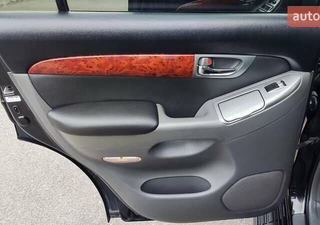 Чорний Тойота Ленд Крузер Прадо, об'ємом двигуна 2.69 л та пробігом 250 тис. км за 14200 $, фото 26 на Automoto.ua