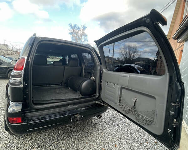 Чорний Тойота Ленд Крузер Прадо, об'ємом двигуна 3.96 л та пробігом 283 тис. км за 15300 $, фото 11 на Automoto.ua