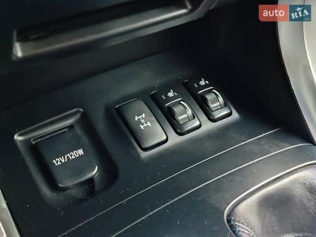 Черный Тойота Ленд Крузер Прадо, объемом двигателя 4 л и пробегом 313 тыс. км за 15490 $, фото 26 на Automoto.ua