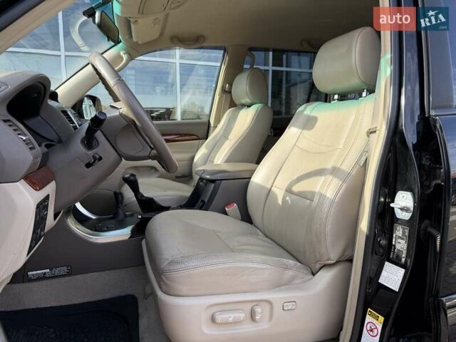 Черный Тойота Ленд Крузер Прадо, объемом двигателя 3.96 л и пробегом 144 тыс. км за 16500 $, фото 11 на Automoto.ua