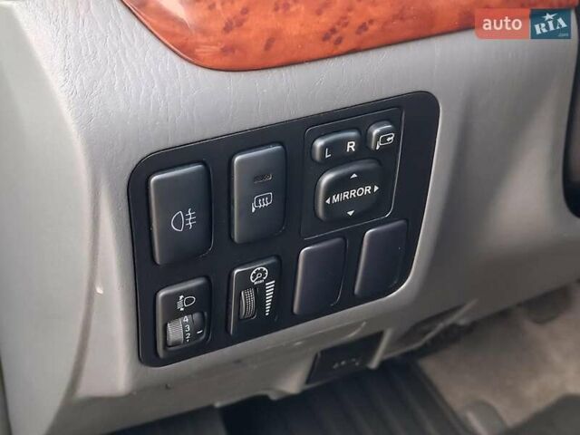 Черный Тойота Ленд Крузер Прадо, объемом двигателя 4 л и пробегом 313 тыс. км за 15490 $, фото 22 на Automoto.ua