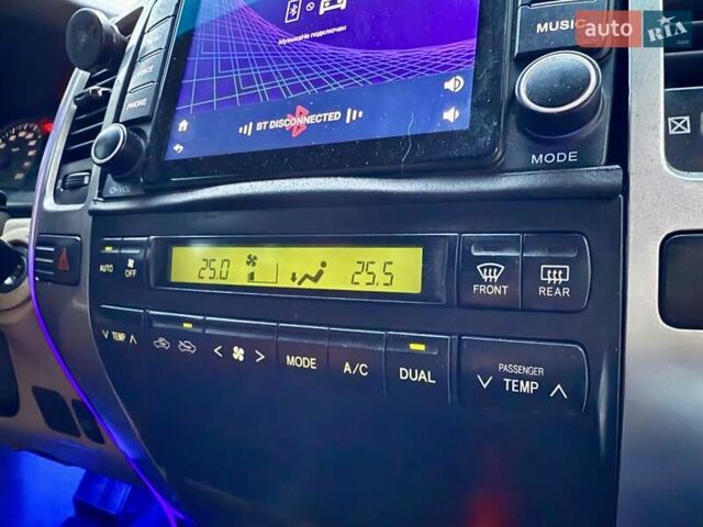 Черный Тойота Ленд Крузер Прадо, объемом двигателя 4 л и пробегом 331 тыс. км за 10999 $, фото 48 на Automoto.ua