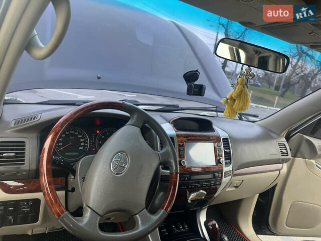 Чорний Тойота Ленд Крузер Прадо, об'ємом двигуна 3.96 л та пробігом 220 тис. км за 18500 $, фото 12 на Automoto.ua