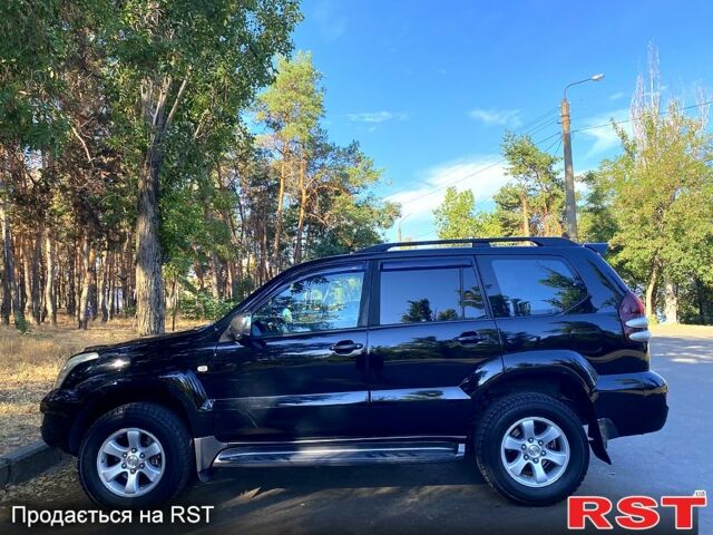 Черный Тойота Ленд Крузер Прадо, объемом двигателя 2.7 л и пробегом 218 тыс. км за 12999 $, фото 3 на Automoto.ua