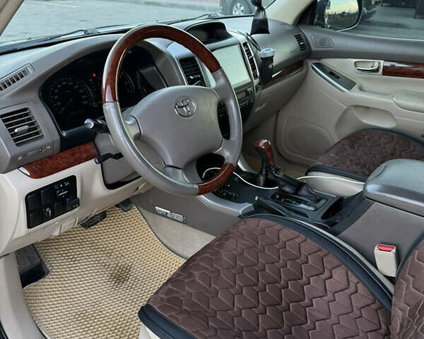 Чорний Тойота Ленд Крузер Прадо, об'ємом двигуна 4 л та пробігом 295 тис. км за 16500 $, фото 22 на Automoto.ua