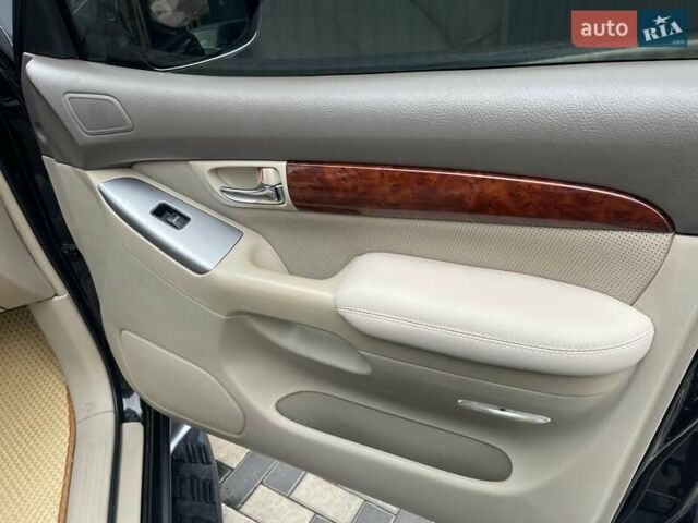 Чорний Тойота Ленд Крузер Прадо, об'ємом двигуна 3.96 л та пробігом 246 тис. км за 13999 $, фото 15 на Automoto.ua