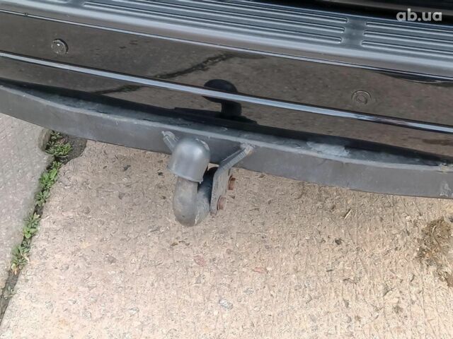 Черный Тойота Ленд Крузер Прадо, объемом двигателя 4 л и пробегом 313 тыс. км за 15490 $, фото 9 на Automoto.ua