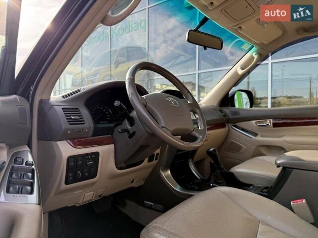 Черный Тойота Ленд Крузер Прадо, объемом двигателя 3.96 л и пробегом 144 тыс. км за 16500 $, фото 10 на Automoto.ua