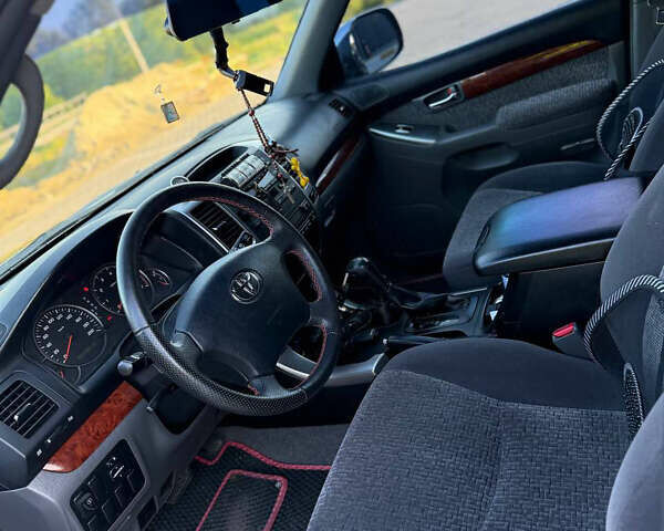 Чорний Тойота Ленд Крузер Прадо, об'ємом двигуна 2.7 л та пробігом 190 тис. км за 16700 $, фото 13 на Automoto.ua