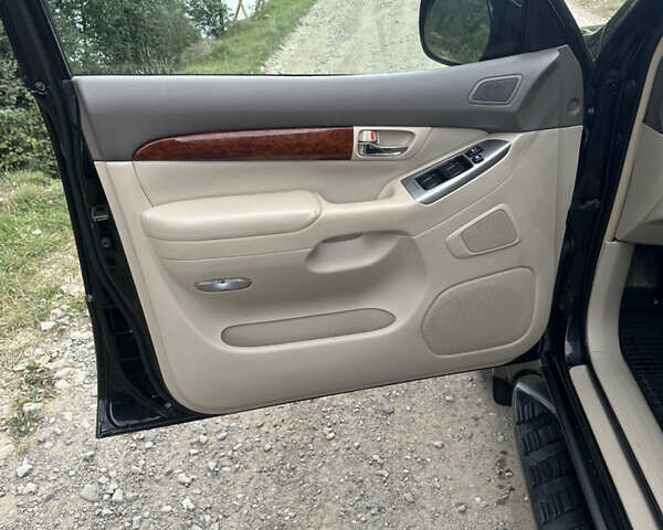 Чорний Тойота Ленд Крузер Прадо, об'ємом двигуна 2.98 л та пробігом 311 тис. км за 16000 $, фото 9 на Automoto.ua