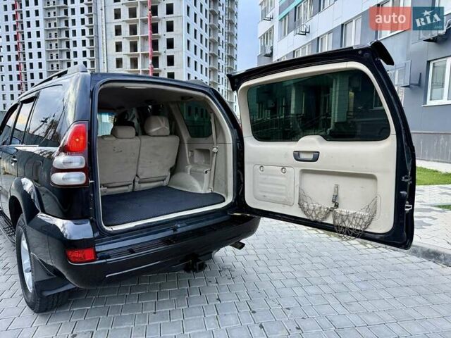 Черный Тойота Ленд Крузер Прадо, объемом двигателя 4 л и пробегом 331 тыс. км за 10999 $, фото 31 на Automoto.ua