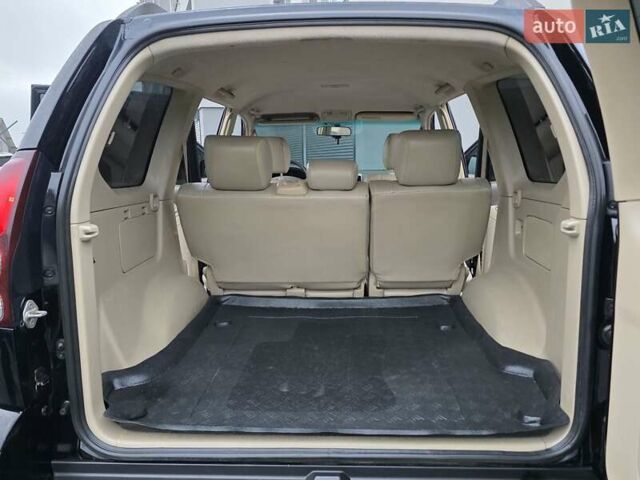 Чорний Тойота Ленд Крузер Прадо, об'ємом двигуна 4 л та пробігом 260 тис. км за 12999 $, фото 76 на Automoto.ua