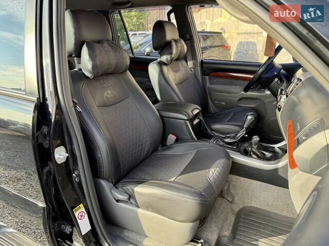Чорний Тойота Ленд Крузер Прадо, об'ємом двигуна 4 л та пробігом 284 тис. км за 16200 $, фото 10 на Automoto.ua